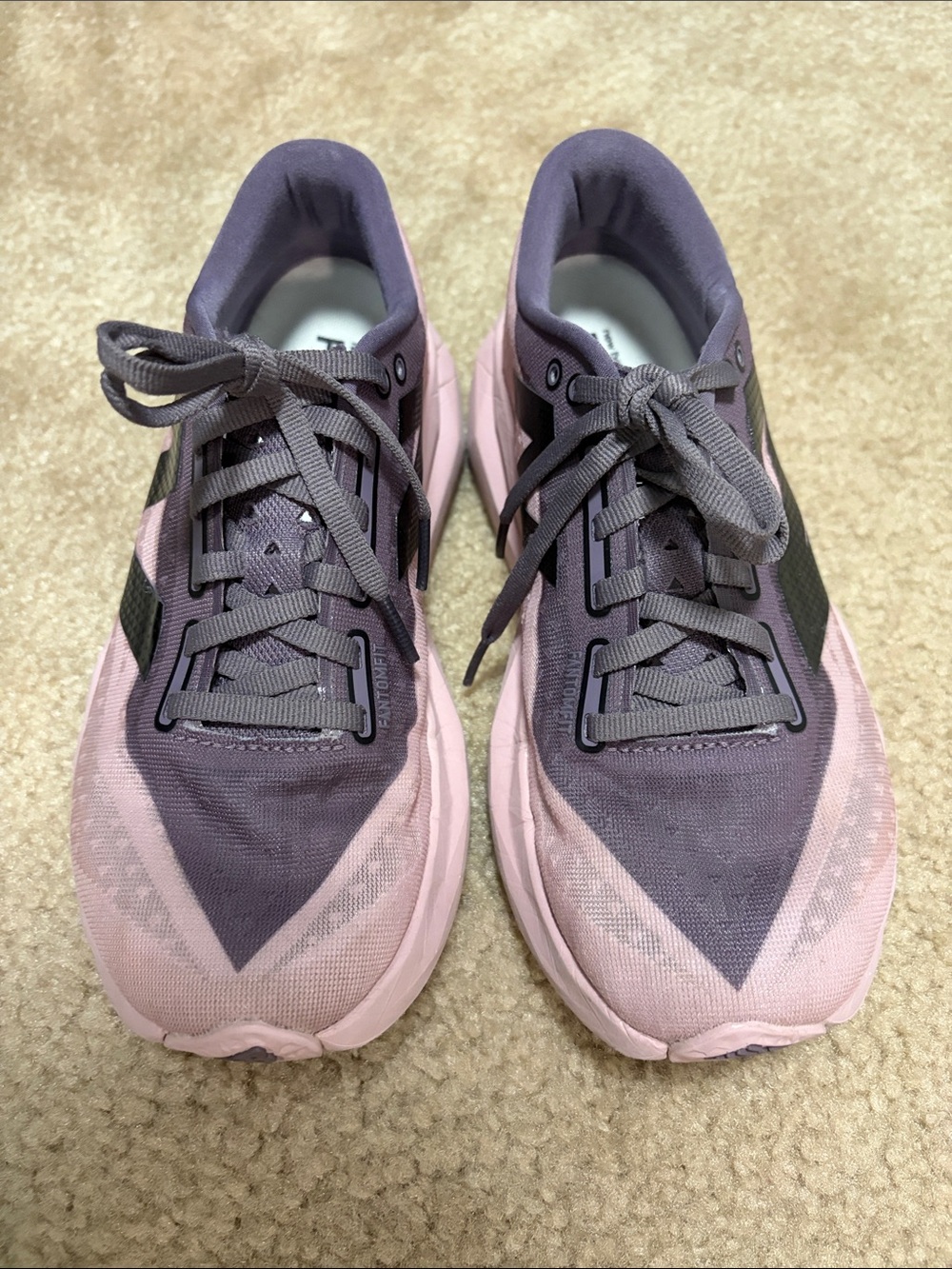 New Balance Rebel v4 - size 7.5